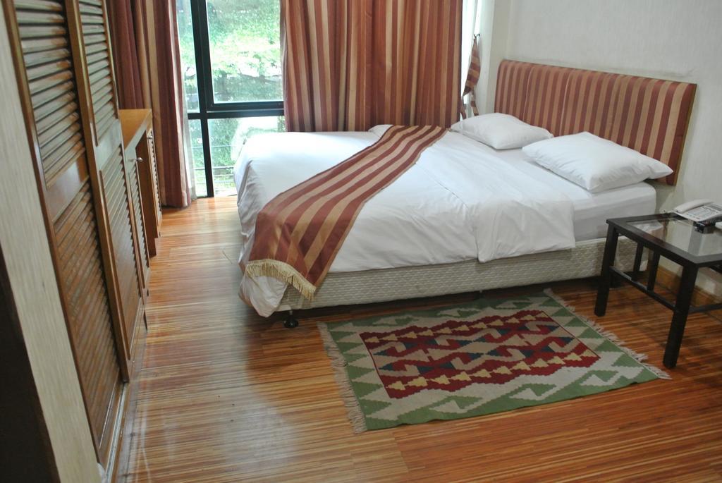 Sun City Hotel Bangkok Rum bild